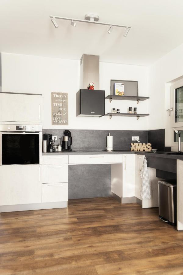 Ferienwohnung Bergaecker Neualbenreuth Exteriör bild