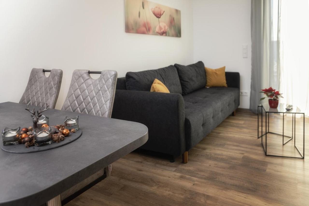 Ferienwohnung Bergaecker Neualbenreuth Exteriör bild